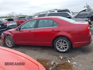 2010 Ford Fusion SEL with VIN 3FAHP0JA0AR118420, listed as a IAAI auction lot 41923325 with 184,891 mi miles. Bid and sale history available at carsss.com. Image 14.