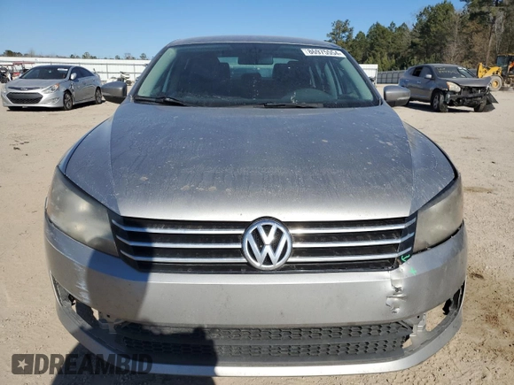 2014 Volkswagen Passat Wolfsburg Edition with VIN 1VWAS7A30EC074232, listed as a Copart auction lot 86975554 with 197,060 mi miles and Salvage title. Bid and sale history available at DreamBid. Image 5.
