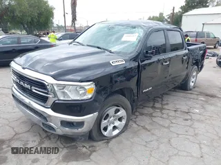 2020 Ram 1500 Big Horn z VIN 1C6RRFFGXLN109231, wystawiony jako IAAI lot #41881564 z przebiegiem 93 879 mil mil oraz . Historia ofert i sprzedaży dostępna na DreamBid. Obrazek 18.