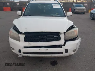 2006 Toyota RAV4 Sport with VIN JTMBK32VX66005712, listed as a IAAI auction lot 41025837 with 220,861 mi miles. Bid and sale history available at carsss.com. Image 6.