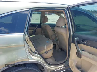 2008 Honda CR-V LX z VIN 5J6RE383X8L006224, wystawiony jako IAAI lot #42265158 z przebiegiem 272 396 mil mil oraz . Historia ofert i sprzedaży dostępna na DreamBid. Obrazek 8.
