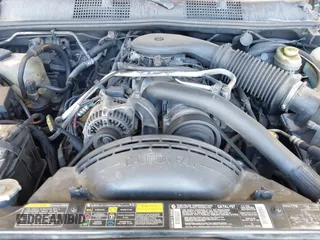 1995 Jeep Grand Cherokee Laredo z VIN 1J4GZ58Y3SC670696, wystawiony jako IAAI lot #42530934 z przebiegiem 165 658 mil mil oraz . Historia ofert i sprzedaży dostępna na DreamBid. Obrazek 10.