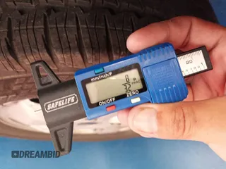 2018 Ford Transit с VIN 1FTYR1YG0JKB43939, выставлен на аукционе IAAI как лот 42788427 с пробегом 95 516 миль миль и . История ставок и продаж доступна на DreamBid. Изображение 19.