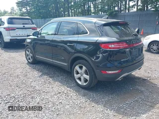 2017 Lincoln MKC Premiere with VIN 5LMCJ1C90HUL52132, listed as a IAAI auction lot 42611380 with 141,981 mi miles and . Bid and sale history available at DreamBid. Image 3.