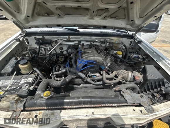 2003 Nissan Xterra SE with VIN 5N1ED28T33C685064, listed as a Copart auction lot 60668505 with 227,211 mi miles and Clean title. Bid and sale history available at DreamBid. Image 7.