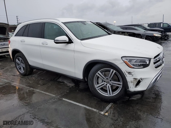 2021 Mercedes-Benz GLC with VIN W1N0G8DB0MV320488, listed as a Copart auction lot 48013105 with 24,458 mi miles and Salvage Title. Bid and sale history available at carsss.com. Image 4.