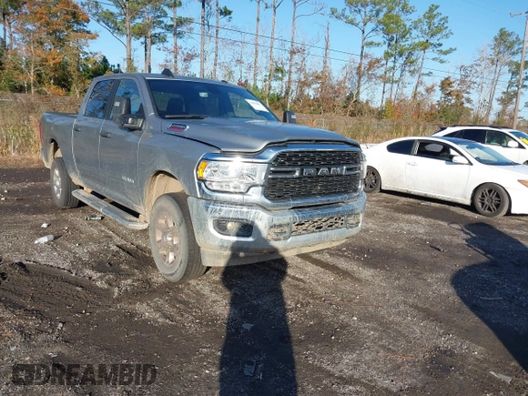 2024 Ram 2500 Big Horn with VIN 3C6UR5DJXRG100582, listed as a IAAI auction lot 41084881 with 29,160 mi miles. Bid and sale history available at carsss.com. Image 1.