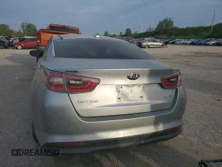 2015 Kia Optima z VIN KNAGM4AD4F5086305, wystawiony jako Copart lot #50992664 z przebiegiem 107 386 mil mil oraz Szkoda całkowita • Salvage title. Historia ofert i sprzedaży dostępna na DreamBid. Obrazek 6.