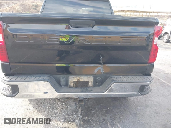 2020 Chevrolet Silverado 1500 LT with VIN 1GCUYDEDXLZ221344, listed as a IAAI auction lot 40731228 with 101,218 mi miles and . Bid and sale history available at DreamBid. Image 6.
