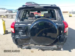 2007 Toyota RAV4 with VIN JTMZD33V376043839, listed as a IAAI auction lot 41670983 with 181,499 mi miles. Bid and sale history available at carsss.com. Image 16.