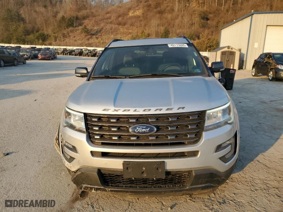 2017 Ford Explorer XLT with VIN 1FM5K8D87HGD83285, listed as a Copart auction lot 49115605 with 100,870 mi miles and Salvage Title. Bid and sale history available at carsss.com. Image 5.