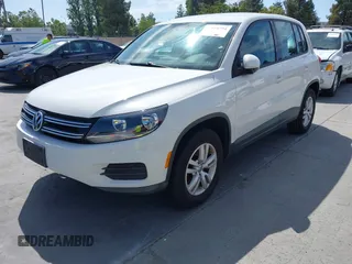 2012 Volkswagen Tiguan SE z VIN WVGAV7AX2CW522958, wystawiony jako IAAI lot #42516794 z przebiegiem 107 144 mil mil oraz . Historia ofert i sprzedaży dostępna na DreamBid. Obrazek 6.