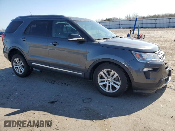 2018 Ford Explorer XLT with VIN 1FM5K8D89JGC38609, listed as a Copart auction lot 50925055 with 56,794 mi miles and Salvage Title. Bid and sale history available at DreamBid. Image 4.