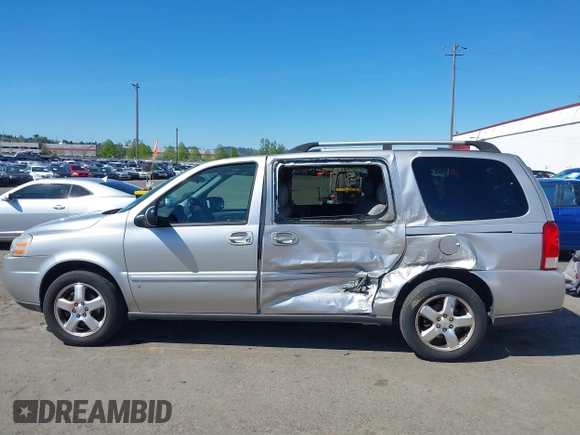 2008 Chevrolet Uplander 1LT z VIN 1GNDV33188D189856, wystawiony jako IAAI lot #39227761 z przebiegiem 114 298 mil mil oraz . Historia ofert i sprzedaży dostępna na DreamBid. Obrazek 14.