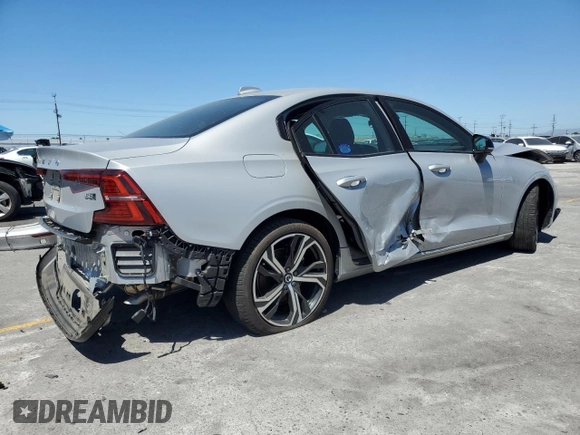 2024 Volvo S60 Plus Dark Theme с VIN 7JRL12TL8RG312505, выставлен на аукционе Copart как лот 56208855 с пробегом 9 755 миль миль и Списание • Salvage title. История ставок и продаж доступна на DreamBid. Изображение 3.