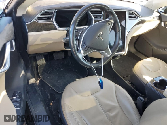 2014 Tesla Model S 60 with VIN 5YJSA1H13EFP37887, listed as a Copart auction lot 48438555 with Not provided miles and Clean title. Bid and sale history available at DreamBid. Image 8.