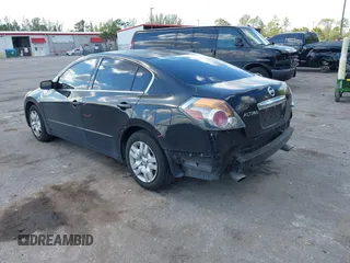 2010 Nissan Altima 2.5 S with VIN 1N4AL2AP2AN449550, listed as a IAAI auction lot 41542501 with 132,314 mi miles. Bid and sale history available at carsss.com. Image 3.