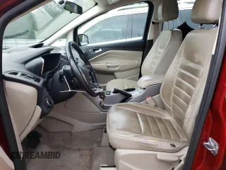 2014 Ford C-Max SE z VIN 1FADP5AU1EL501020, wystawiony jako Copart lot #53812804 z przebiegiem 97 687 mil mil oraz Szkody całkowita. Historia ofert i sprzedaży dostępna na DreamBid. Obrazek 7.
