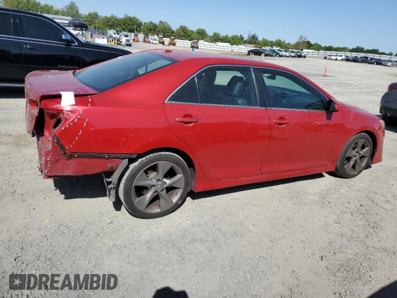 2014 Toyota Camry SE with VIN 4T1BK1FK1EU543497, listed as a Copart auction lot 53059335 with 236,983 mi miles and Salvage Title. Bid and sale history available at carsss.com. Image 3.