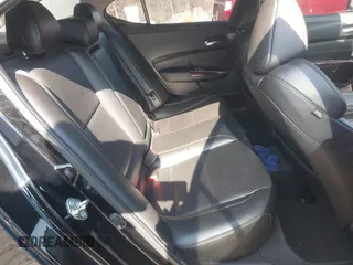 2015 Acura TLX V6 Tech with VIN 19UUB3F5XFA006165, listed as a IAAI auction lot 40686904 with 211,648 mi miles. Bid and sale history available at carsss.com. Image 8.