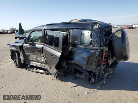 2023 Land Rover Defender X-Dynamic SE z VIN SALE2EEU1P2214401, wystawiony jako Copart lot #58029025 z przebiegiem 36 076 mil mil oraz Szkoda całkowita • Salvage title. Historia ofert i sprzedaży dostępna na DreamBid. Obrazek 2.