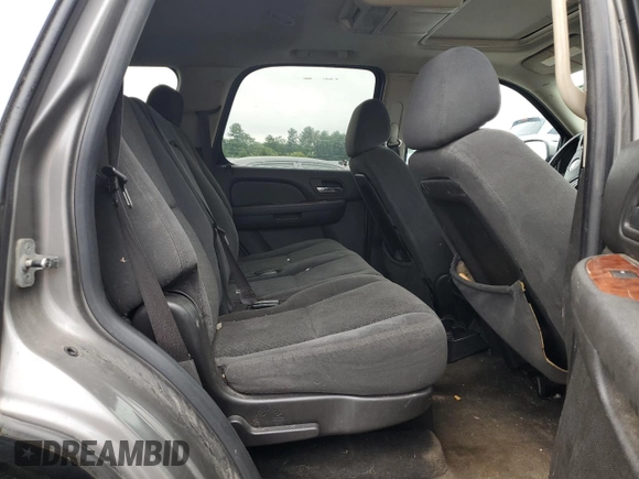 2008 Chevrolet Tahoe z VIN 1GNGK13008J212559, wystawiony jako Copart lot #59195815 z przebiegiem Nie podano mil oraz Nie do naprawy • Non repairable. Historia ofert i sprzedaży dostępna na DreamBid. Obrazek 11.