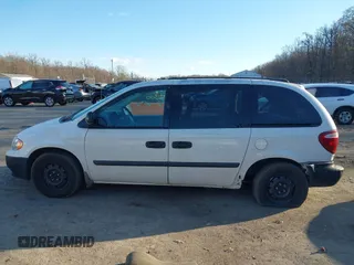 2005 Dodge Caravan SE with VIN 1D4GP25R45B305819, listed as a IAAI auction lot 41011300 with 229,466 mi miles and . Bid and sale history available at carsss.com. Image 14.