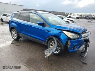 2017 Ford Escape SE with VIN 1FMCU0GDXHUC28145, listed as a IAAI auction lot 41762673 with 86,931 mi miles. Bid and sale history available at carsss.com. Image 1.