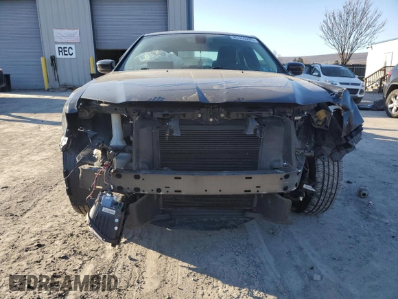 2016 Chrysler 300 Anniversary Edition with VIN 2C3CCARG0GH244347, listed as a Copart auction lot 45363285 with 87,864 mi miles and Salvage Title. Bid and sale history available at DreamBid. Image 5.