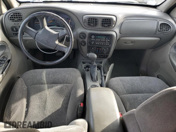 2003 Chevrolet TrailBlazer EXT LT with VIN 1GNET16S936239308, listed as a Copart auction lot 87624905 with 175,434 mi miles and Salvage Title. Bid and sale history available at DreamBid. Image 8.