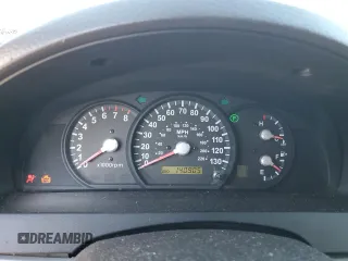 2005 Kia Sorento LX with VIN KNDJD733355371302, listed as a Copart auction lot 86979004 with 140,905 mi miles and Salvage Title. Bid and sale history available at carsss.com. Image 9.