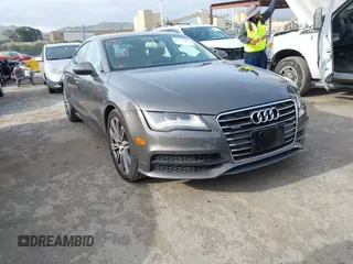 2012 Audi A7 Prestige с VIN WAU2GAFC7CN122113, выставлен на аукционе IAAI как лот 42111441 с пробегом 149 617 миль миль и . История ставок и продаж доступна на DreamBid. Изображение 1.
