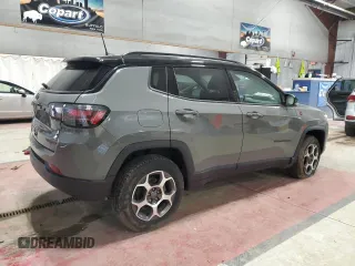 2022 Jeep Compass Trailhawk z VIN 3C4NJDDB4NT203246, wystawiony jako Copart lot #51316075 z przebiegiem 25 966 mil mil oraz Szkoda całkowita • Salvage title. Historia ofert i sprzedaży dostępna na DreamBid. Obrazek 3.