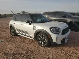 2023 MINI Countryman Cooper S z VIN WMZ53BR07P3R00916, wystawiony jako Copart lot #84349324 z przebiegiem 27 832 mil mil oraz Szkoda całkowita • Salvage title. Historia ofert i sprzedaży dostępna na DreamBid. Obrazek 4.