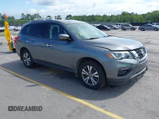 2019 Nissan Pathfinder SL z VIN 5N1DR2MN5KC646432, wystawiony jako IAAI lot #42227161 z przebiegiem 136 369 mil mil oraz . Historia ofert i sprzedaży dostępna na DreamBid. Obrazek 1.