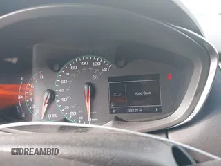 2020 Chevrolet Trax LS z VIN KL7CJKSB8LB085048, wystawiony jako IAAI lot #38242977 z przebiegiem 32 428 mil mil oraz . Historia ofert i sprzedaży dostępna na DreamBid. Obrazek 7.
