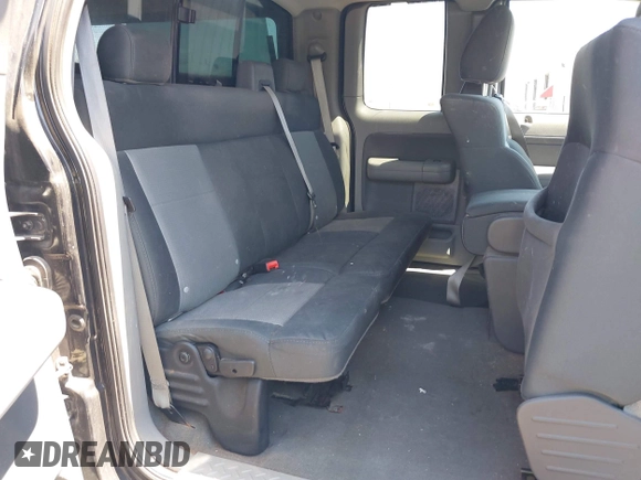 2007 Ford F-150 XLT with VIN 1FTPX14V97FB75554, listed as a IAAI auction lot 42744313 with 90,595 mi miles and . Bid and sale history available at DreamBid. Image 8.