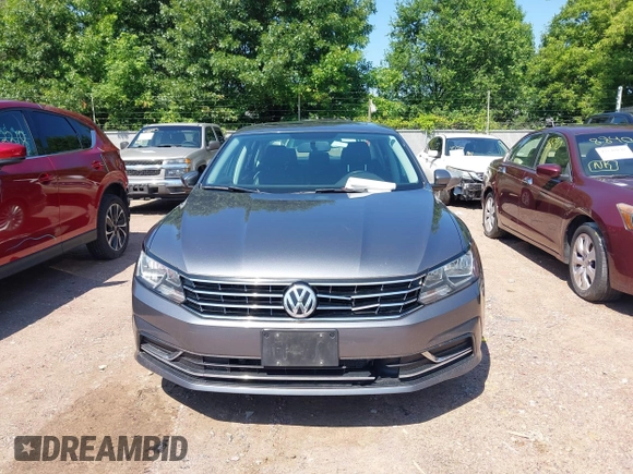 2016 Volkswagen Passat SE with VIN 1VWBS7A30GC055235, listed as a IAAI auction lot 42634670 with 155,944 mi miles and . Bid and sale history available at DreamBid. Image 12.