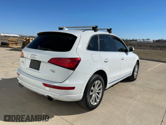 2014 Audi Q5 Premium Plus z VIN WA1LFAFP2EA065708, wystawiony jako Copart lot #57910685 z przebiegiem 121 950 mil mil oraz Tytuł czysty. Historia ofert i sprzedaży dostępna na DreamBid. Obrazek 4.