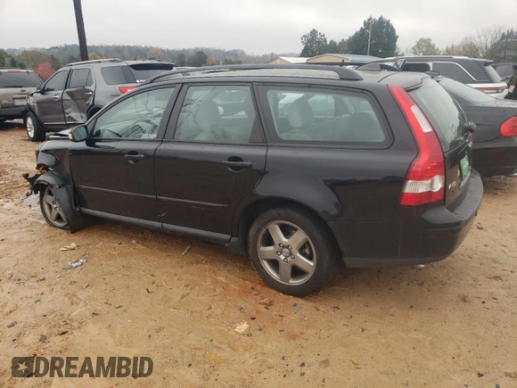 2007 Volvo V50 2.5L Turbo with VIN YV1MJ682672282158, listed as a Copart auction lot 81551624 with 113,044 mi miles and Salvage Title. Bid and sale history available at carsss.com. Image 2.