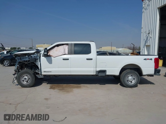 2024 Ford F-250 XL with VIN 1FT7W2BT2REE29043, listed as a IAAI auction lot 42307279 with 7,339 mi miles and . Bid and sale history available at DreamBid. Image 14.