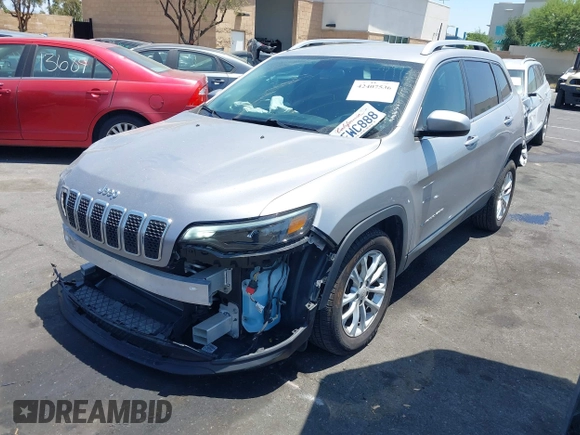 2019 Jeep Cherokee Latitude z VIN 1C4PJLCB8KD241701, wystawiony jako IAAI lot #42407536 z przebiegiem 59 006 mil mil oraz . Historia ofert i sprzedaży dostępna na DreamBid. Obrazek 21.