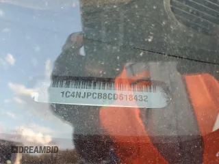 2012 Jeep Patriot Limited z VIN 1C4NJPCB8CD618432, wystawiony jako Copart lot #82235624 z przebiegiem 197 388 mil mil oraz Nie do naprawy • Non repairable. Historia ofert i sprzedaży dostępna na DreamBid. Obrazek 13.