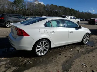 2018 Volvo S60 Inscription Platinum with VIN LYV402HM5JB171836, listed as a Copart auction lot 87188164 with 80,682 mi miles and Salvage title. Bid and sale history available at DreamBid. Image 3.