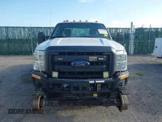 2015 Ford F-250 XLT with VIN 1FT7X2B64FEC84297, listed as a IAAI auction lot 42530389 with 343,430 mi miles and . Bid and sale history available at DreamBid. Image 12.
