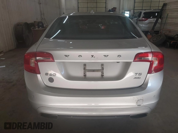 2016 Volvo S60 T5 Premier z VIN YV1612TK9G2393764, wystawiony jako Copart lot #53314985 z przebiegiem 112 858 mil mil oraz Szkoda całkowita • Salvage title. Historia ofert i sprzedaży dostępna na DreamBid. Obrazek 6.