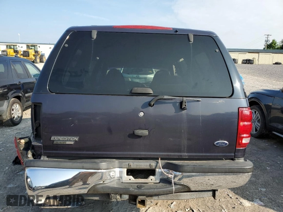 2000 Ford Expedition XLT with VIN 1FMRU15L9YLC33790, listed as a Copart auction lot 59720985 with Not provided miles and Salvage title. Bid and sale history available at DreamBid. Image 6.