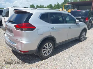 2017 Nissan Rogue SV with VIN KNMAT2MT7HP554571, listed as a IAAI auction lot 42543238 with 71,292 mi miles and . Bid and sale history available at DreamBid. Image 4.
