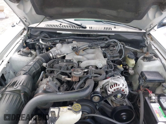 2004 Ford Mustang Standard z VIN 1FAFP40494F117830, wystawiony jako IAAI lot #42212706 z przebiegiem 160 172 mil mil oraz . Historia ofert i sprzedaży dostępna na DreamBid. Obrazek 10.