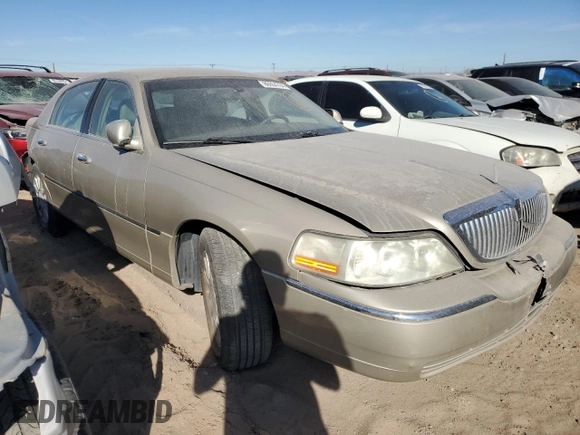 2006 Lincoln Town Car Signature z VIN 1LNHM81W76Y608239, wystawiony jako Copart lot #86654734 z przebiegiem Nie podano mil oraz Szkoda całkowita • Salvage title. Historia ofert i sprzedaży dostępna na DreamBid. Obrazek 4.